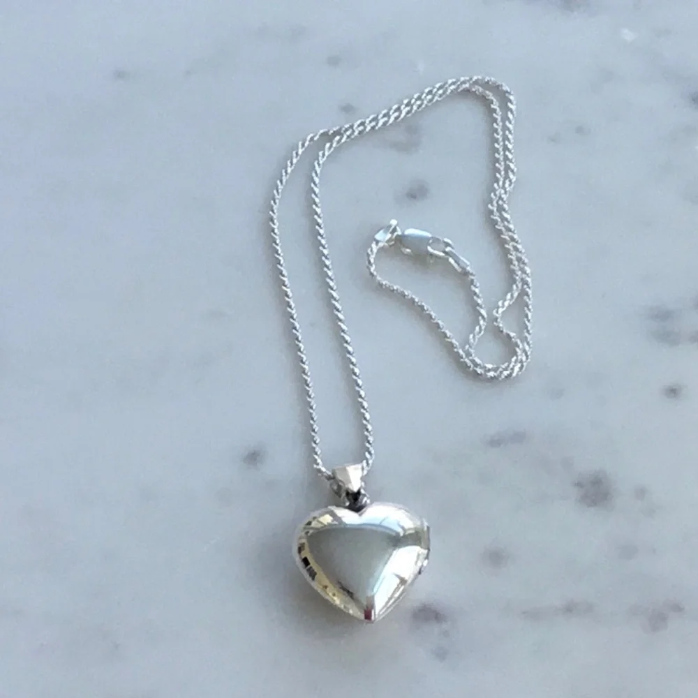Sale $46 Firm! .925 Sterling Silver Puffed Heart Locket Necklace - Picture 8 of 16